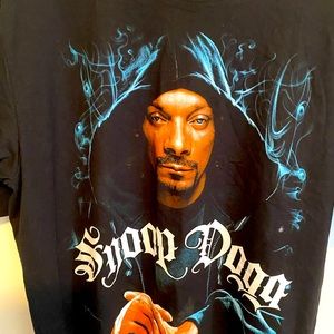 Rare! Snoop dogg amazing t shirt! Size large excellent condition 2 side print